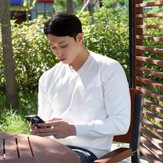 보스트핏 머슬핏 브이넥 니트 8coor