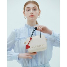 질스튜어트 악세서리 20FW 아이보리 하트참 가죽 크로스백 JABA0F782IV 리뷰후기