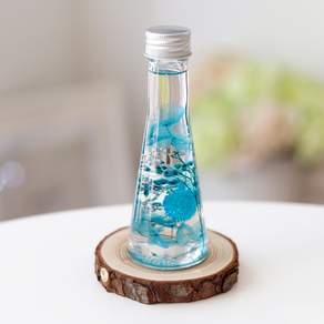 Gwaggio 植物標本室三角瓶, 藍色
