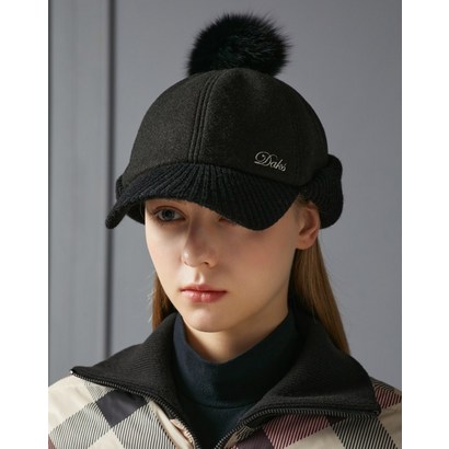 22FW 블랙 니트 귀달이 FUR 방울 캡 DNHE2F902BK