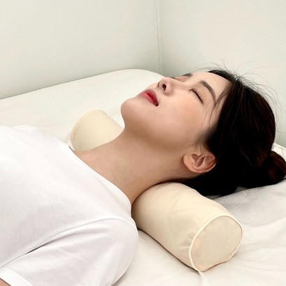집콕 경추베개 거북목 일자목 목디스크 수건 경추목베개
