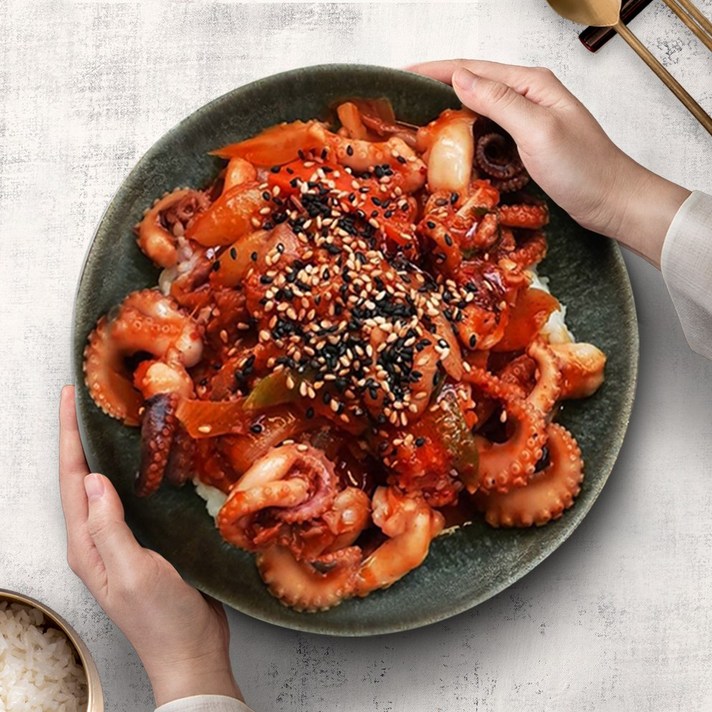 홍마마 양념 쭈꾸미볶음 맛있게 매운맛 500g * 5팩 구성 집밥 혼술 간편식 캠핑음식