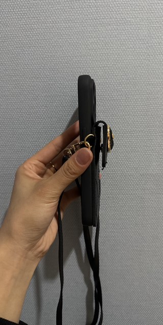 힐링센트 아이폰 15 시리즈 곰돌이 가방 스트랩 케이스 이미지