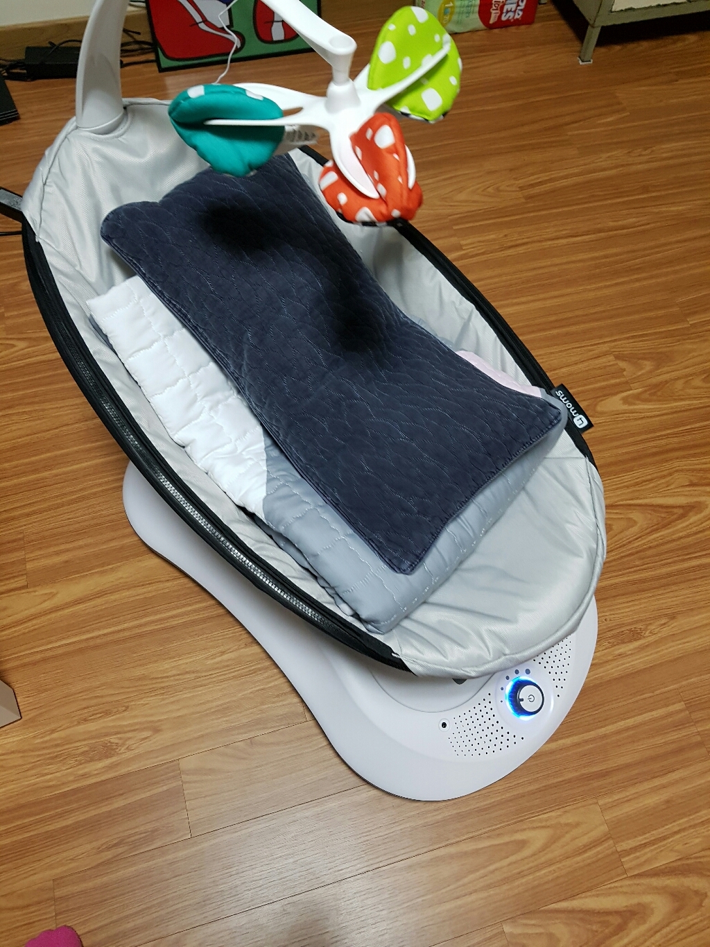 포맘스 락카루 바운서