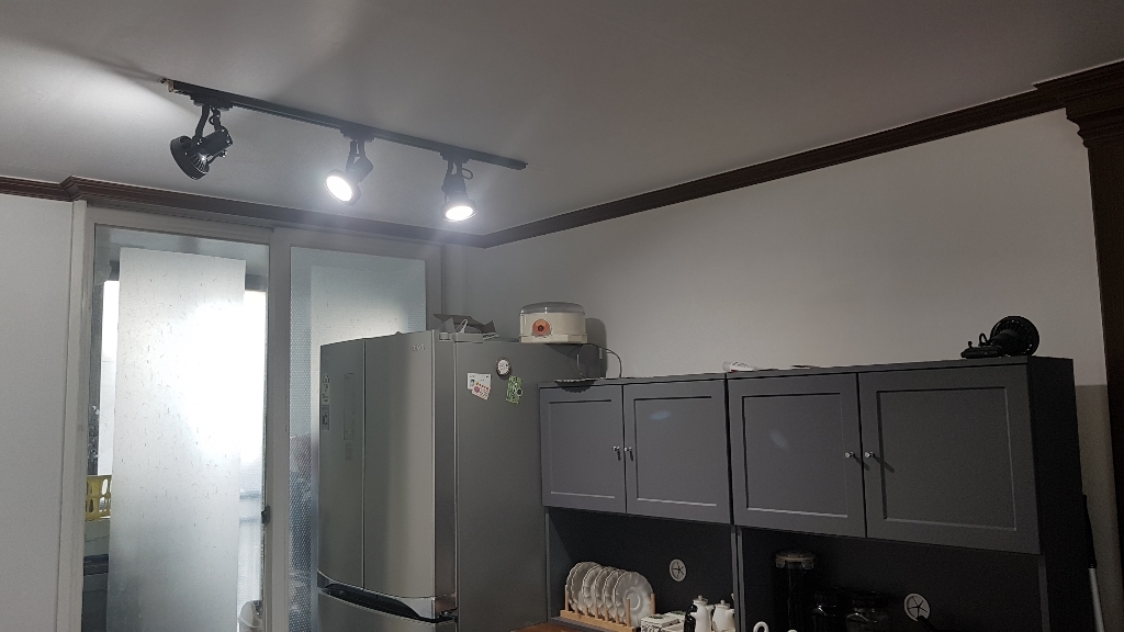 플랜룩스 파30 레일 조명 블랙 전구포함 리뷰후기