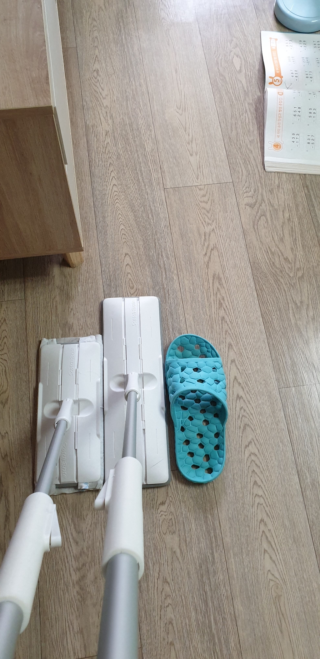 스카치브라이트 올터치 더블액션 막대걸레 대형 베이직 미세먼지 물걸레 청소포 더블액션 대형 25매 리뷰후기