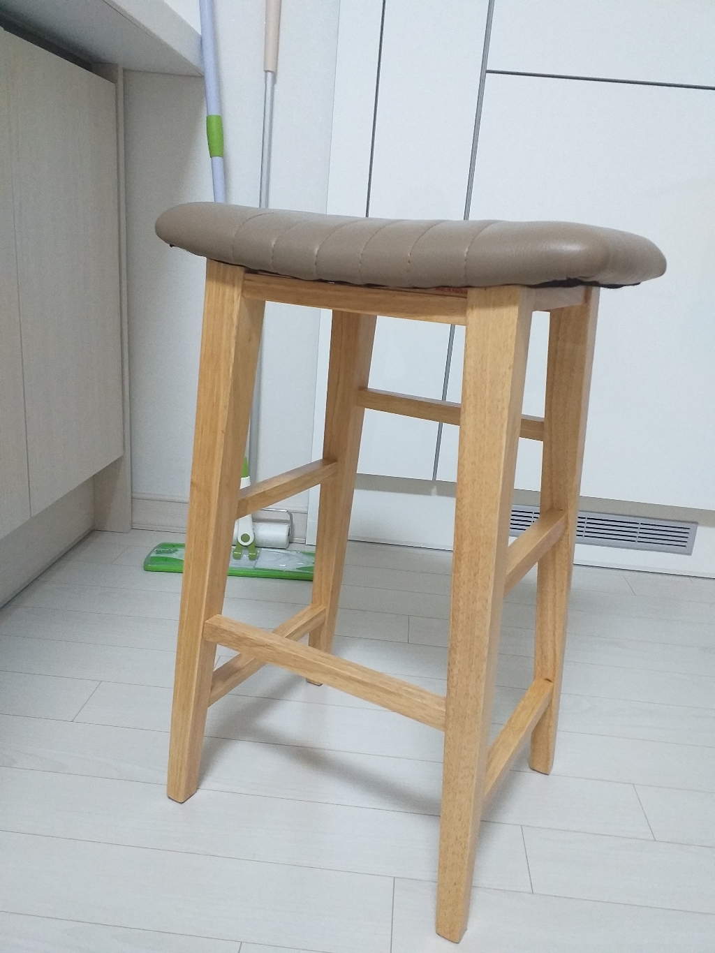 룸앤홈 실리트 원목 PU 바스툴 리뷰후기