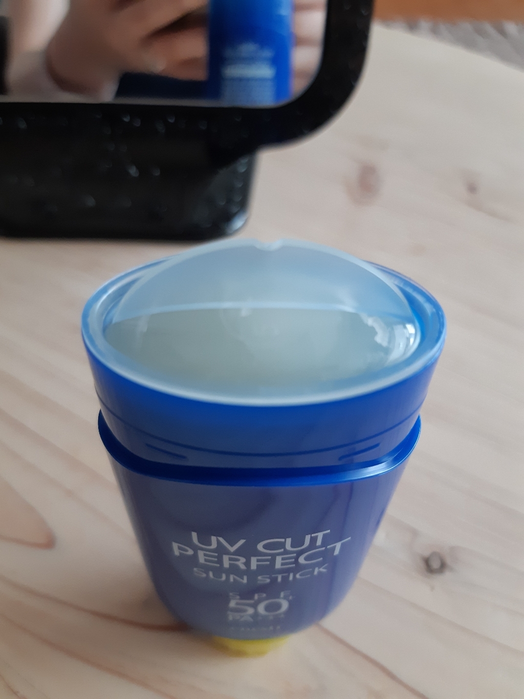 에네스티 유브이 컷 퍼펙트 선스틱 SPF50 PA 리뷰후기