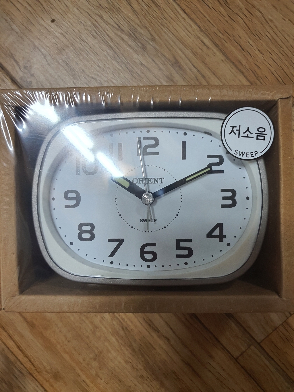 오리엔트 모던 타원 라인트 알람 저소음 탁상 시계
