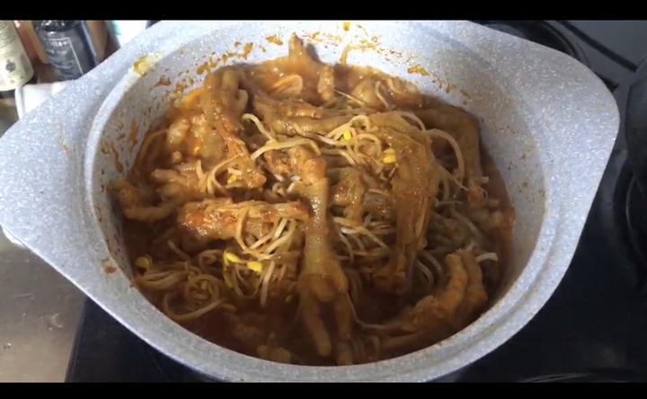 야식만참 양념통닭발
