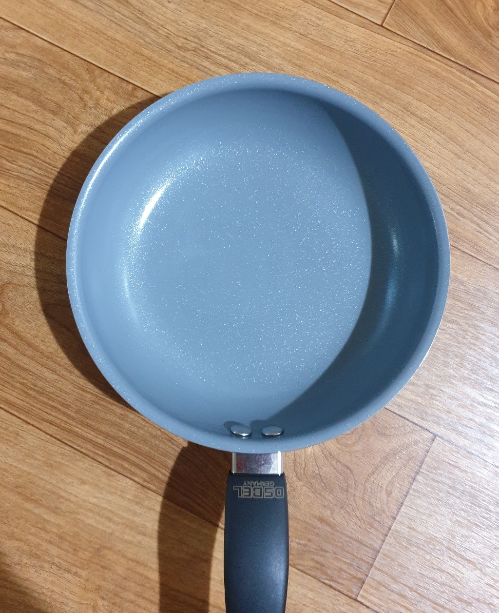 오스벨 세라믹 프라이팬