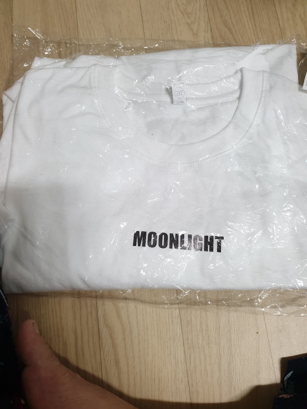 스타토리 문라이트 오버핏 반팔 티셔츠 리뷰후기