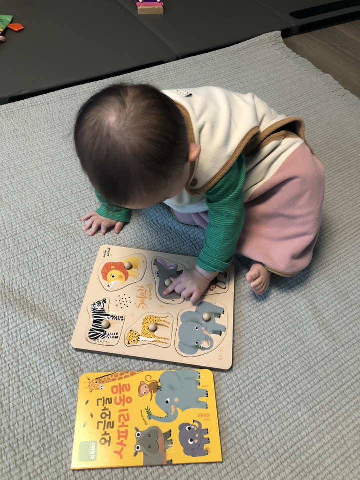 사운드 꼭지 퍼즐북: 와글와글 사파리 동물