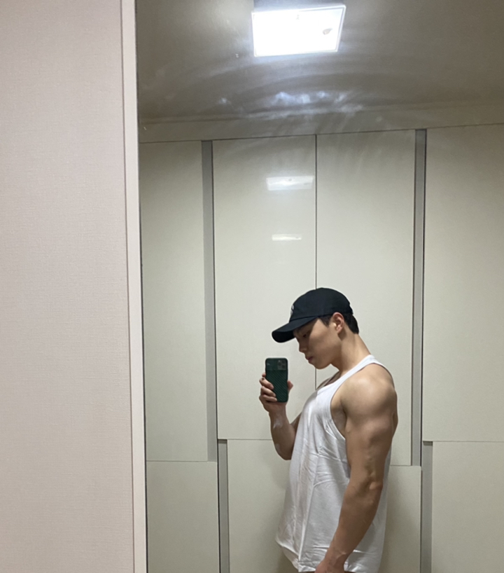 짐웨어 모달 와이백 탱크 헬스 민소매 리뷰후기