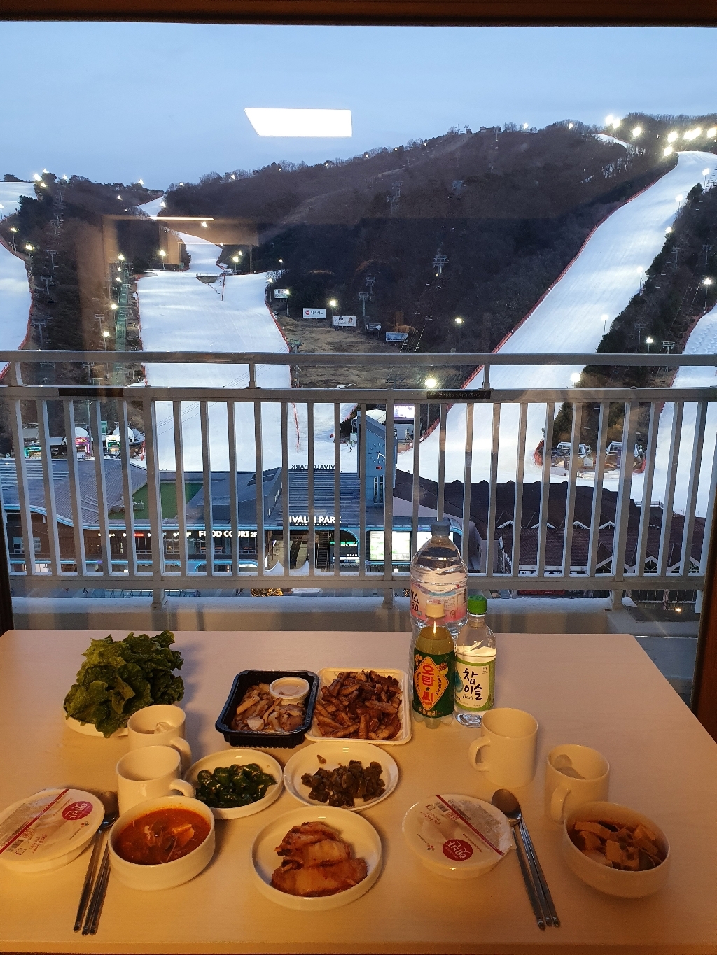 홈스토랑 자연별곡 우삼겹 진한 된장찌개