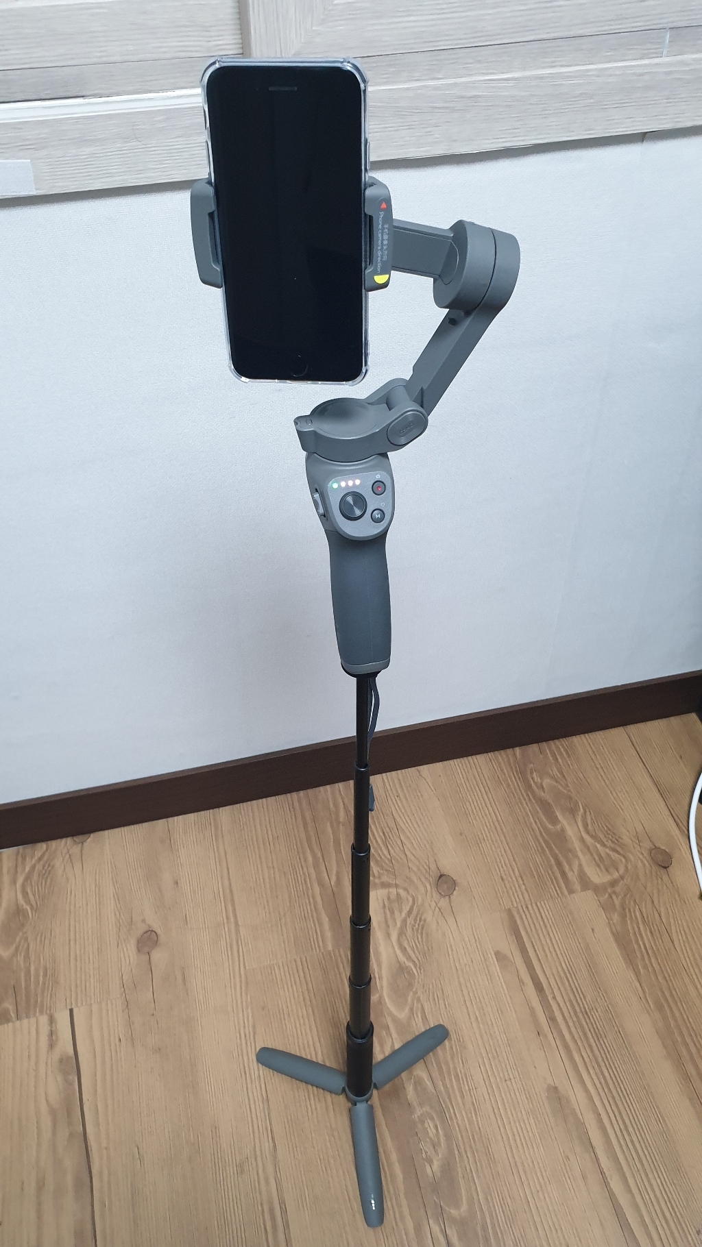 DJI 국내 오스모 모바일3 연장봉 14 초단형 모바일2 지윤택 포켓지윤택 스무스 4등 각종 짐벌 카메라 영상용품에 사용