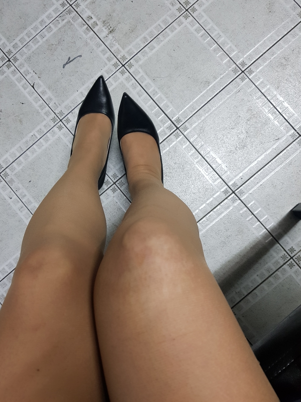 마하 가보시 포인티드 토 펌프스