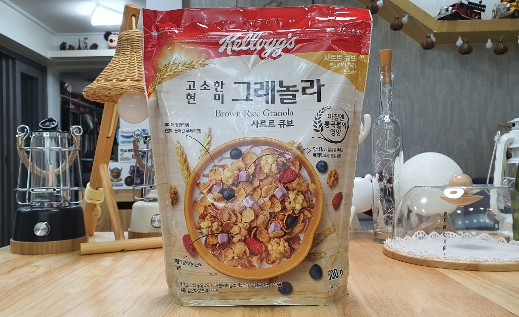 켈로그 고소한 현미 그래놀라 사르르 큐브 시리얼 특가할인 리뷰 후기