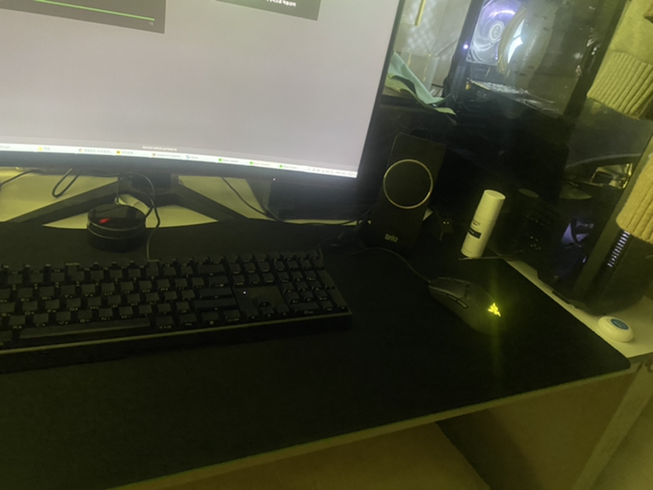RAZER 레이저 IANTUS 기간투스 V2 게이밍 마우스패드