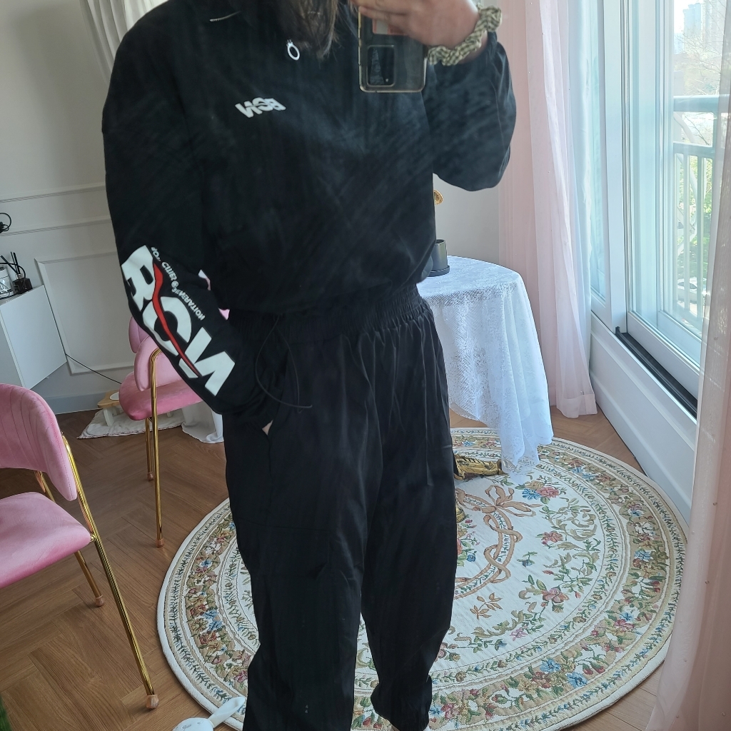 티데일리 본 크롭 반집업 맨투맨 여자 스트링 루즈핏 긴팔 티셔츠 리뷰후기