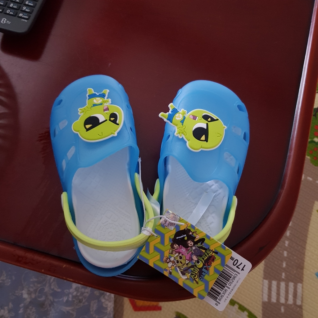 신비아파트 아동용 신비 얍 투명 샌들