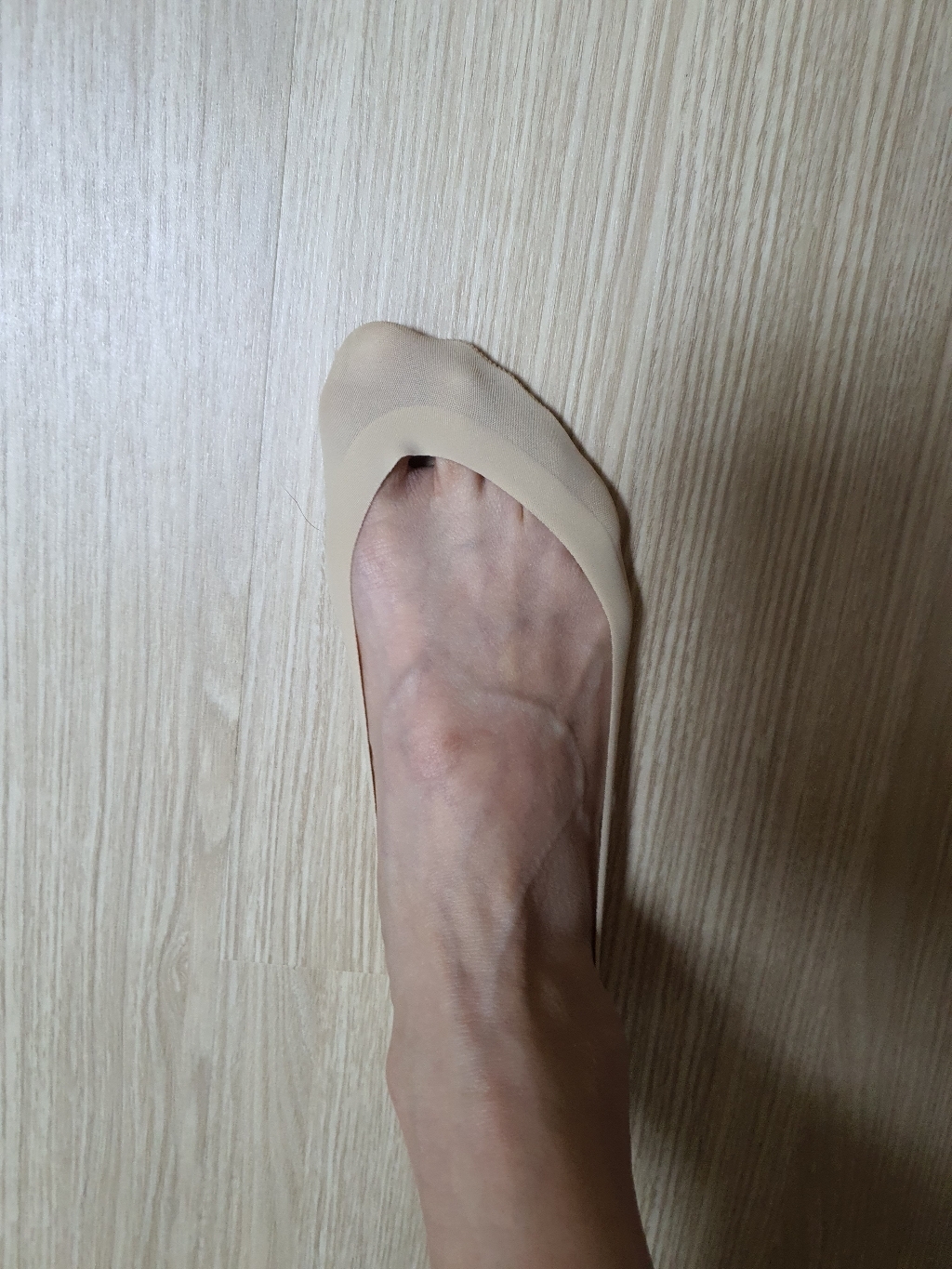 발렌티노루디 여성 무봉제 슬링백 덧신 v608