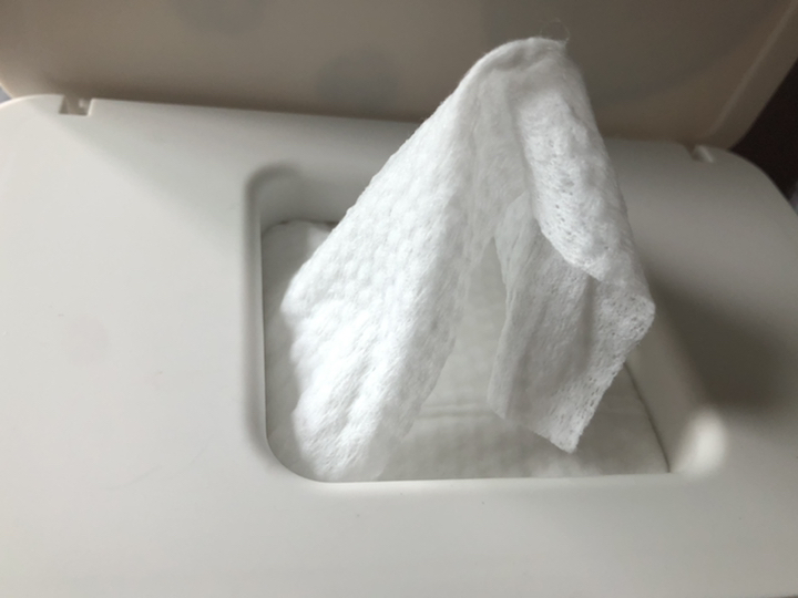 새하얀 대용량 알뜰 물티슈 리필형 탈부착 원형캡 리뷰후기