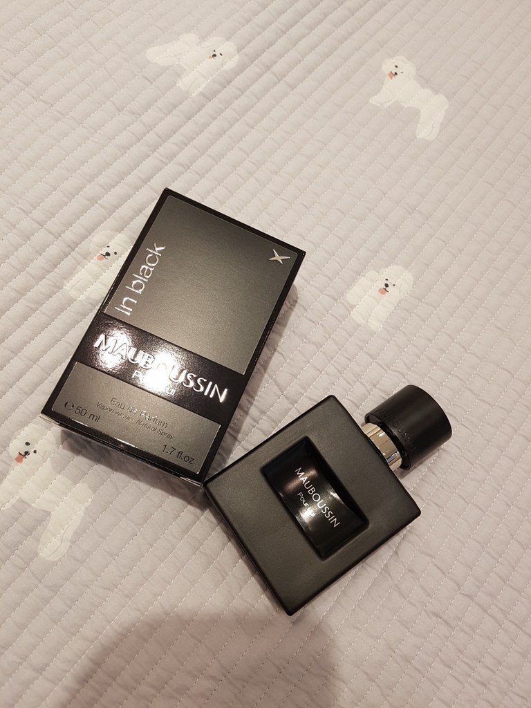 모브쌩 뿌르 루이 인 블랙 오 드 퍼퓸