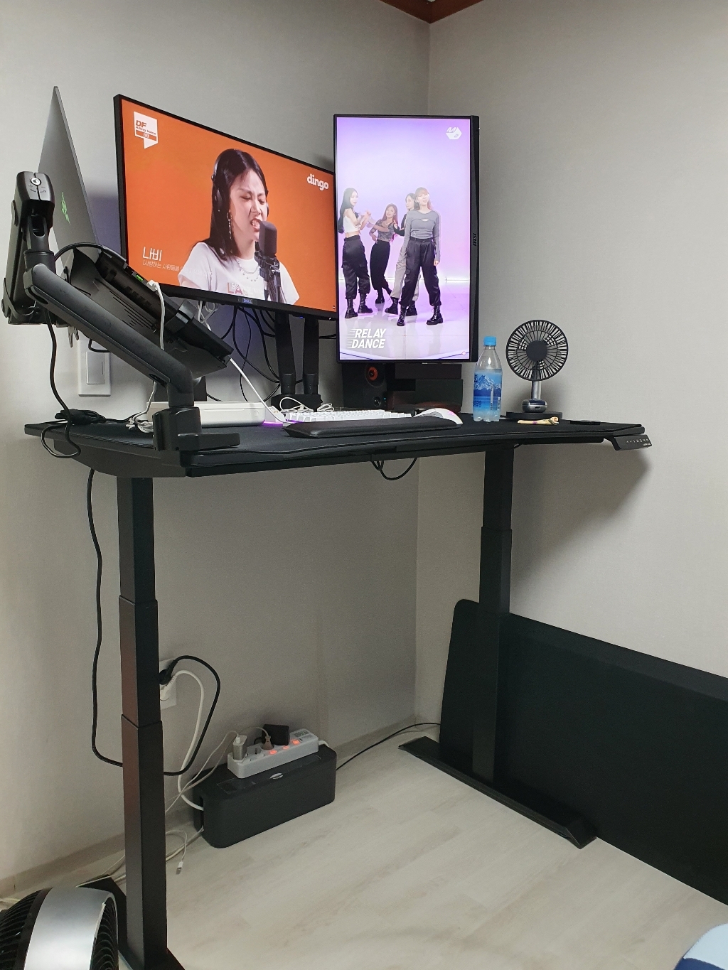 루나랩 듀얼모터 전동높이조절 책상 모션데스크 커브형 1210 듀얼모터 책상다리 방문설치