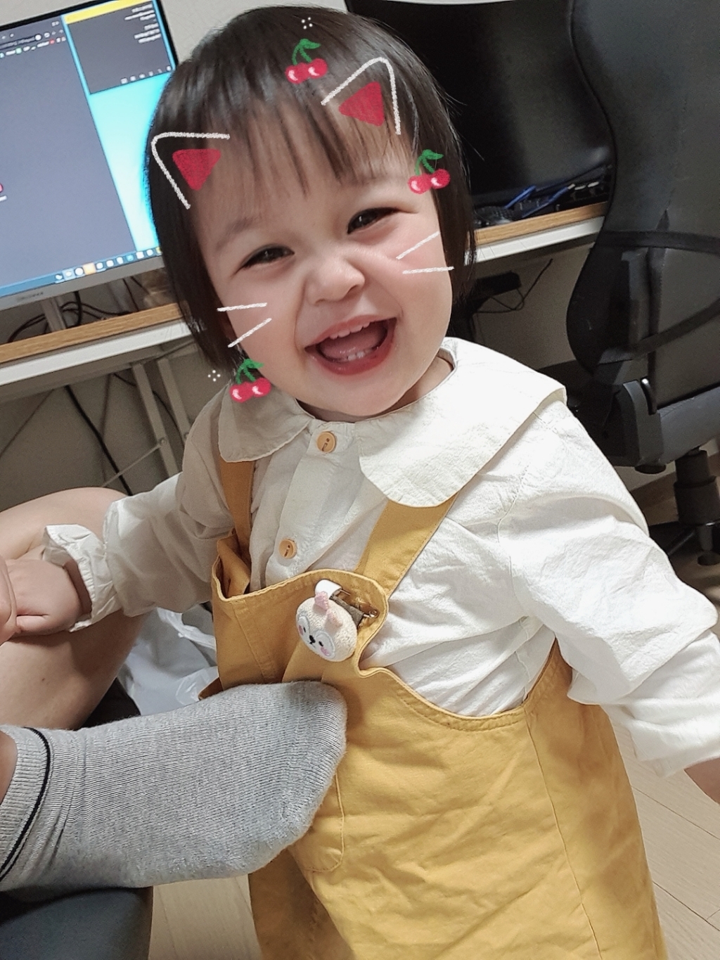 엠케이 여아용 개나리 멜빵원피스 2종 랜덤 발송