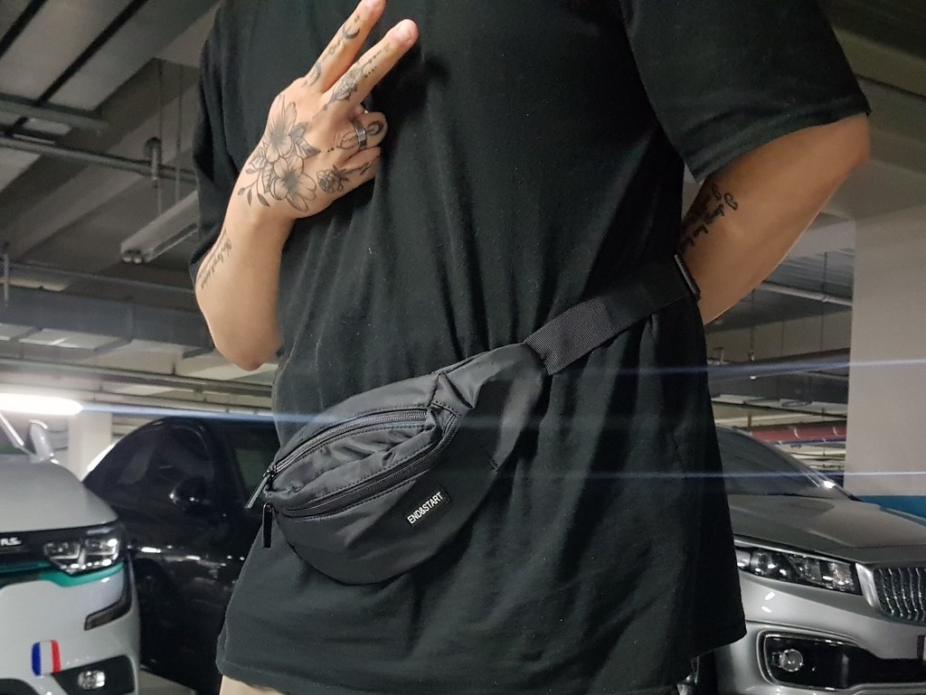 [오늘출발->내일도착!!] 담앤드솜 트렌디 힙색 힙 허리 어깨 쌕 색 방수 스포츠 운동 조깅 핸드폰 자전거 가슴 미니 남자 돈 웨이스트 메신저 크로스 슬링백 초등 러닝 배달 물병