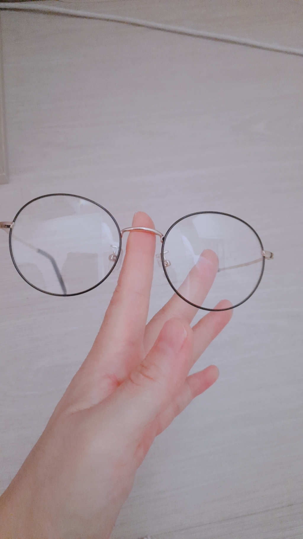 멜라크메 남자 여자 동글이 라운드 안경 골드블랙 안경테