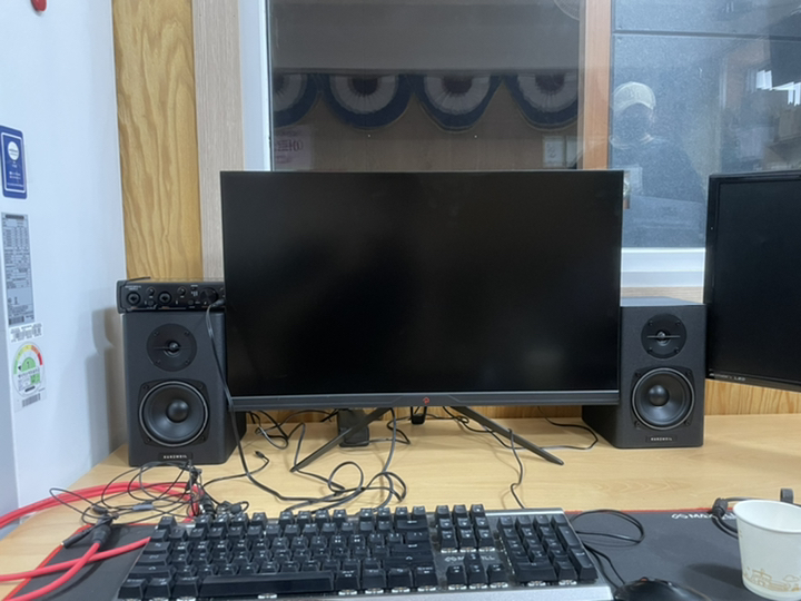 래안텍 EdeArt QA2740K 베젤리스 QHD 게이밍 144 27형 TN 144Hz 게이밍모니터 리뷰후기