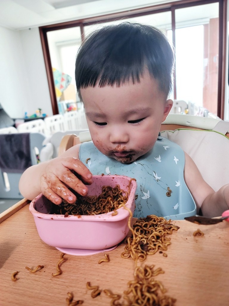 팔도 뽀로로 짜장 컵라면