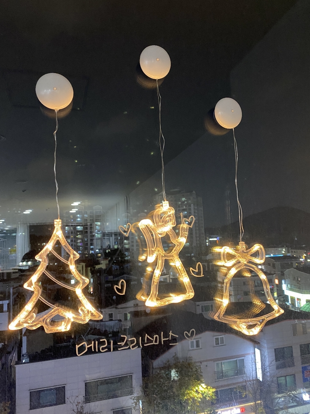 유키니 크리스마스 조명 3종세트 전구 장식 오너먼트 유리 창문 타일 부착식 ED 벽트리 캠핑 무드등 화이트펜증정