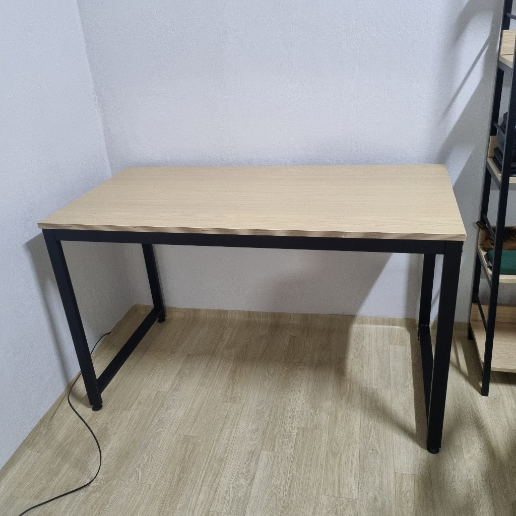 소프시스 알파 스퀘어 테이블 1260