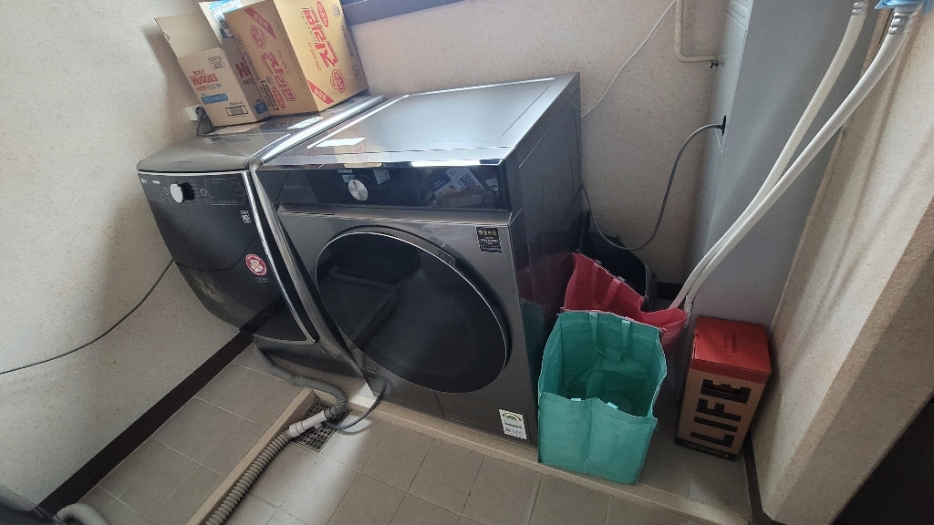 삼성전자 BESOKE 그랑데 AI 건조기 이녹스 DV17A9740C 방문설치