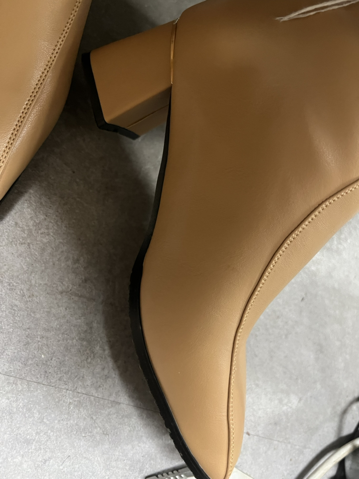 보가 로델라 스퀘어 앵클부츠 21fw5153