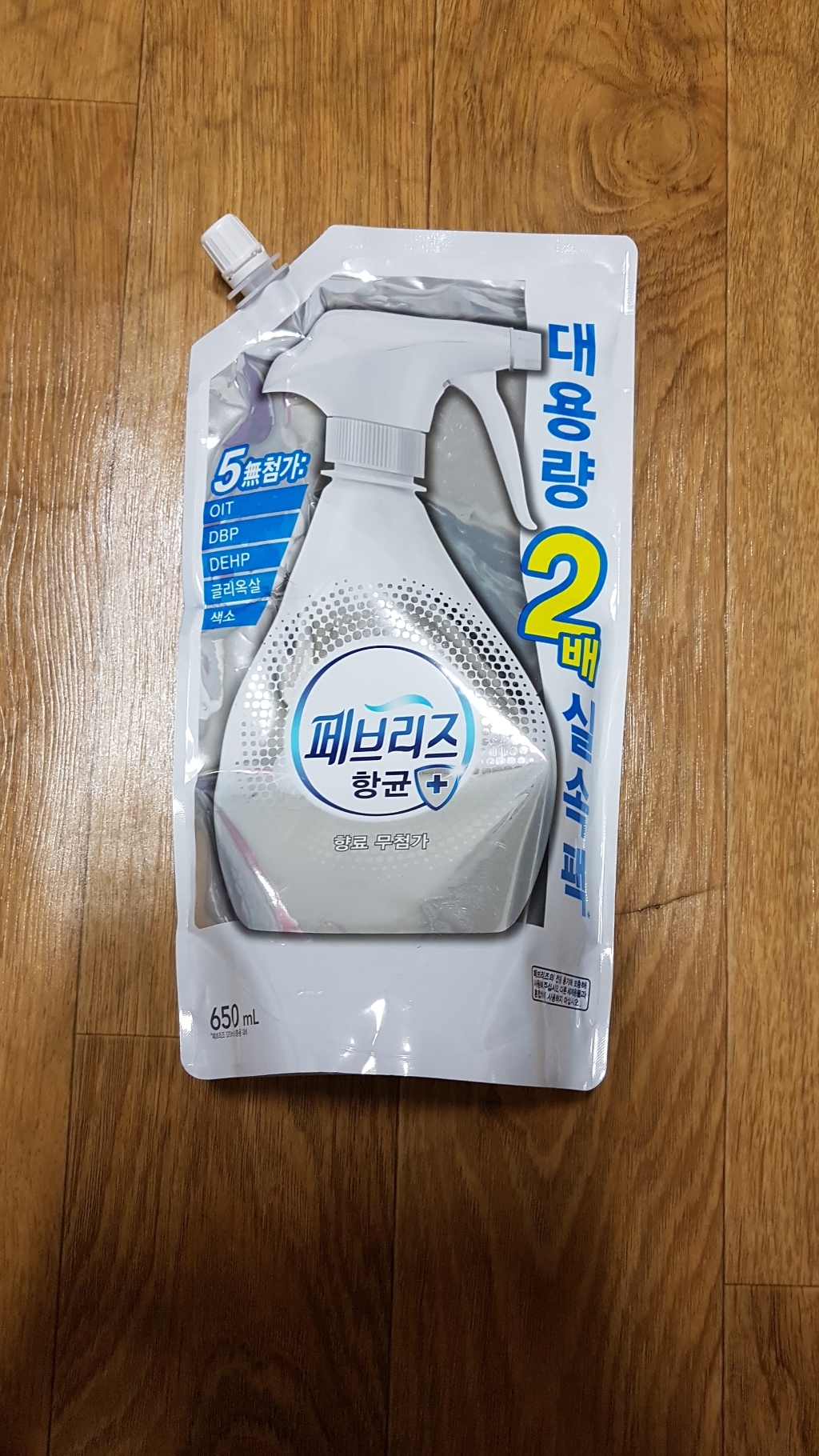 페브리즈 항균플러스 섬유탈취제 무향 리필