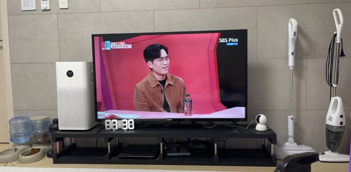 프리즘 4K UHD ED TV