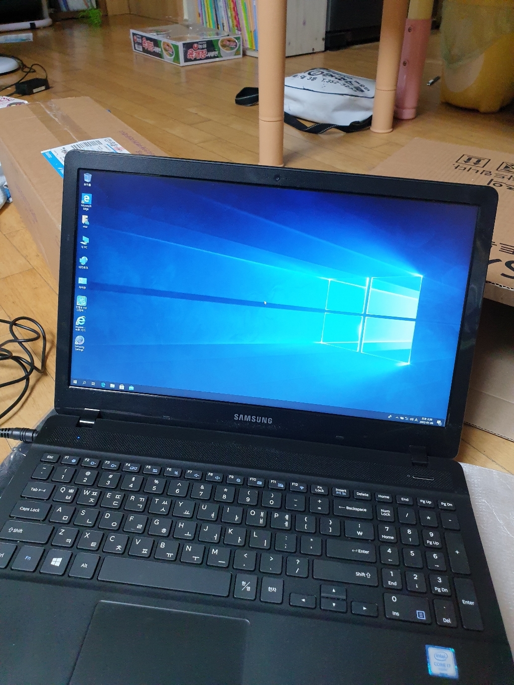 NT371B I7-6700HQ//SSD25/HD530/156/WIN10 리뷰 후기