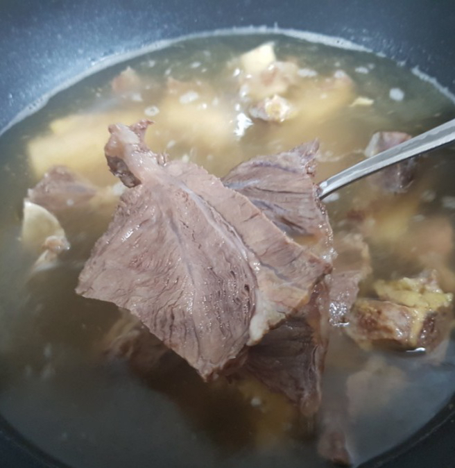 진한 소갈비탕 소갈비탕용 갈비탕왕 고기 갈비탕