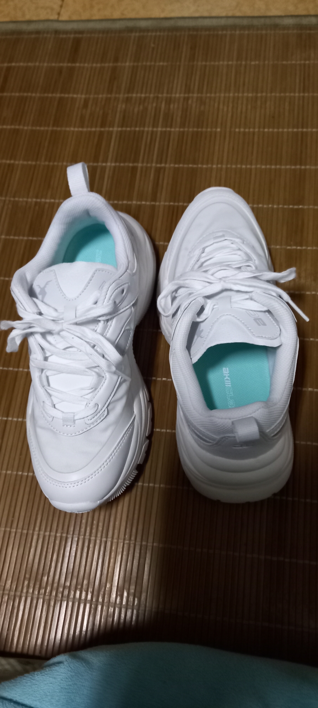 아키클래식 미스틱 운동화 AKAJSUW1341