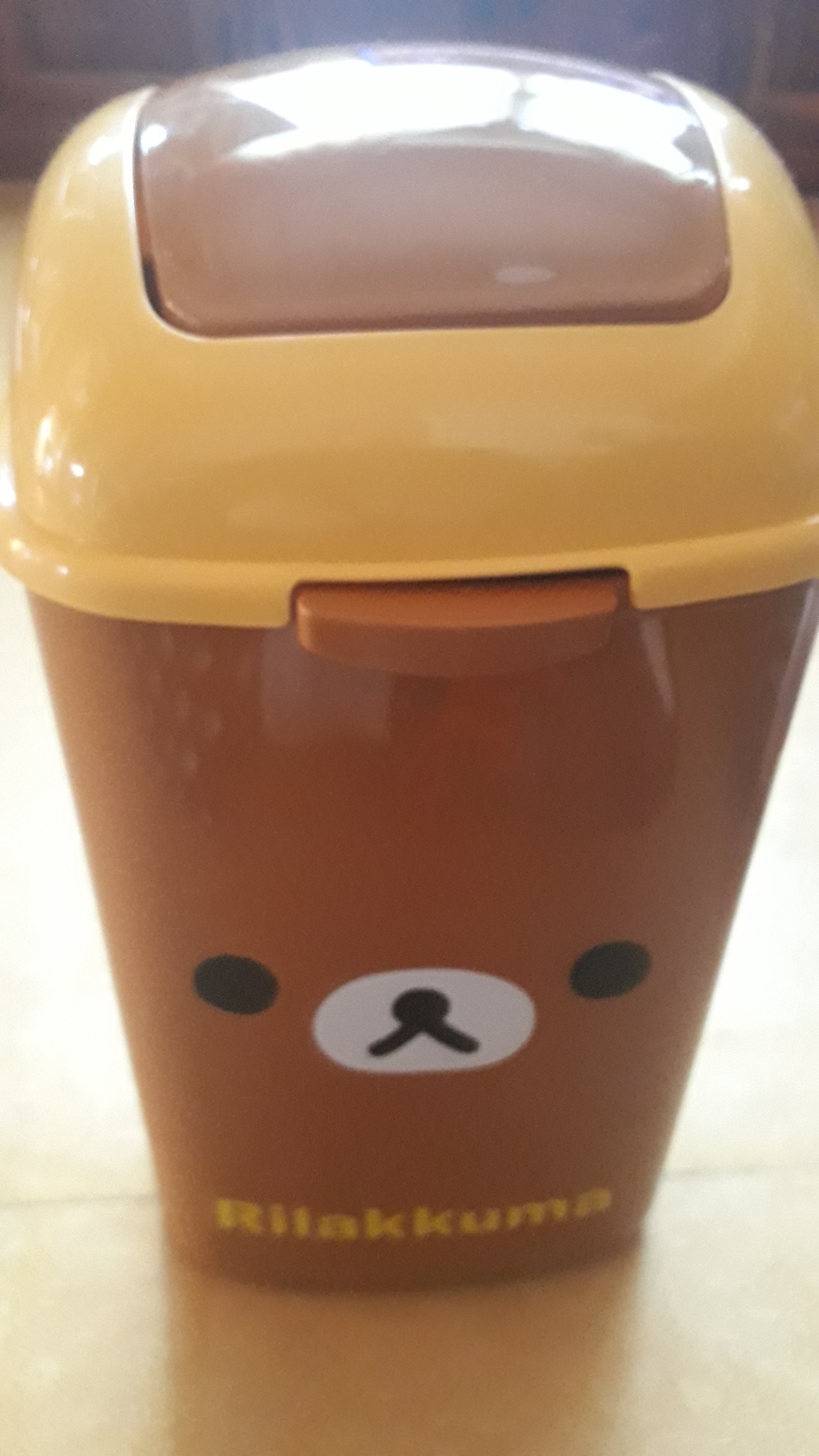 리락쿠마 사각 스윙 휴지통 4