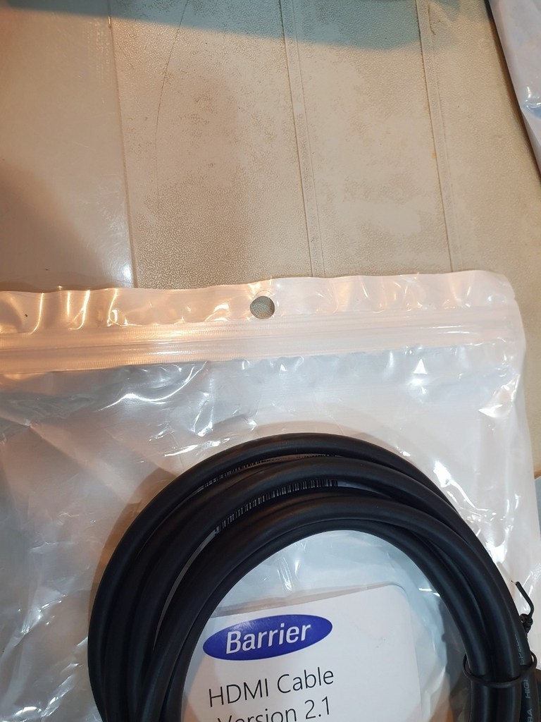 베리어 8K HDI 21 케이블
