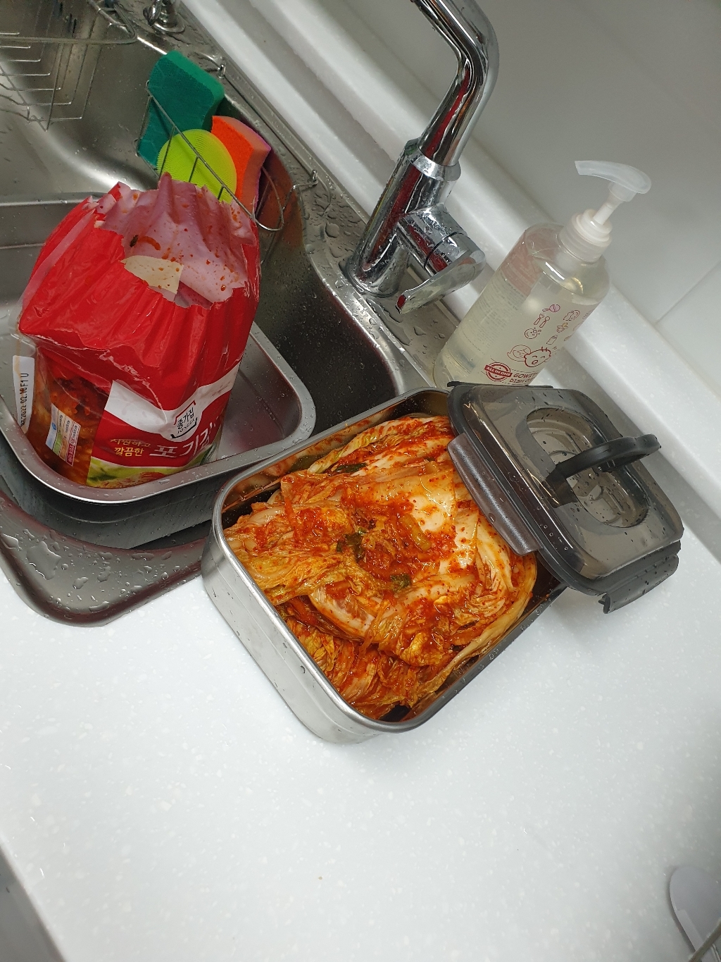 리벨룸 스텐 304 밀폐용기 직사각 핸디형