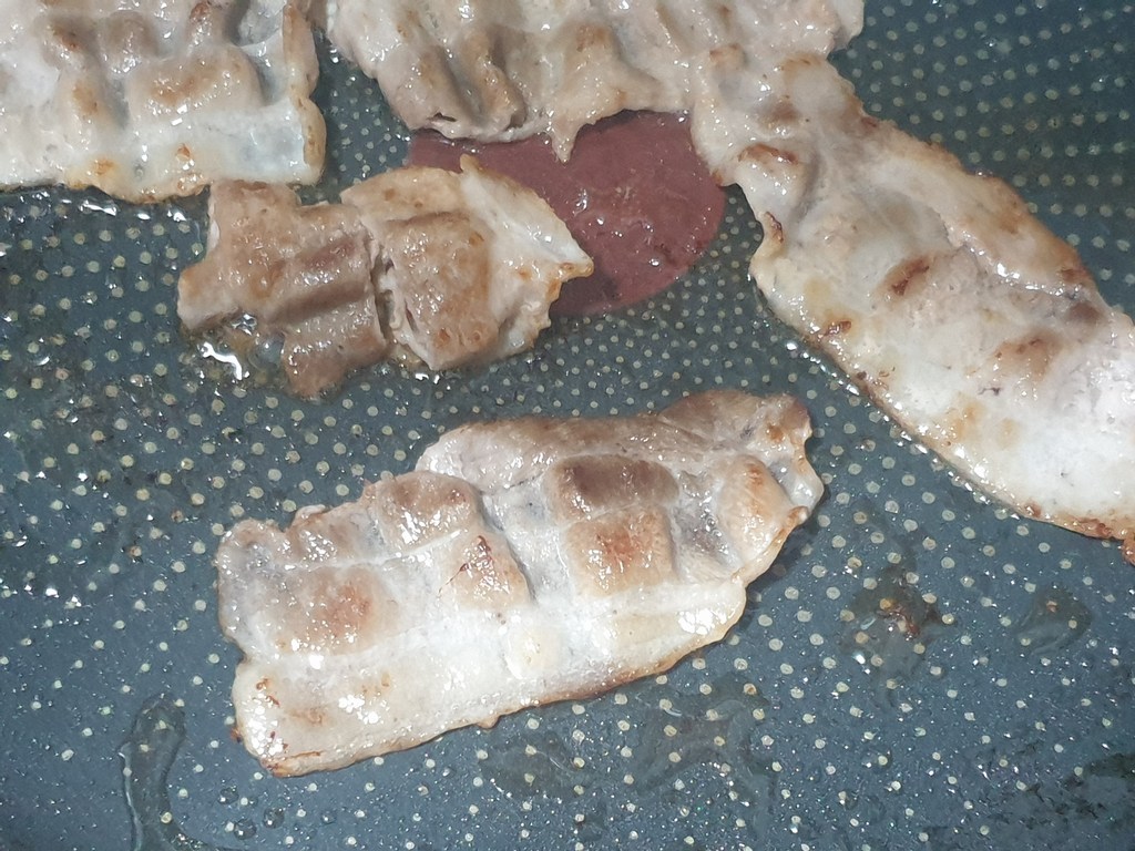 생생포크 한돈 무연골 대패삼겹살