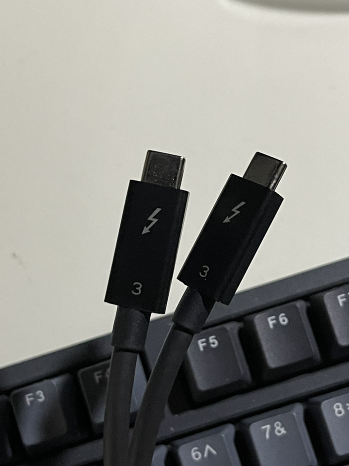 앤커 C타입-C타입 썬더볼트3 100W D 고속 충전 케이블