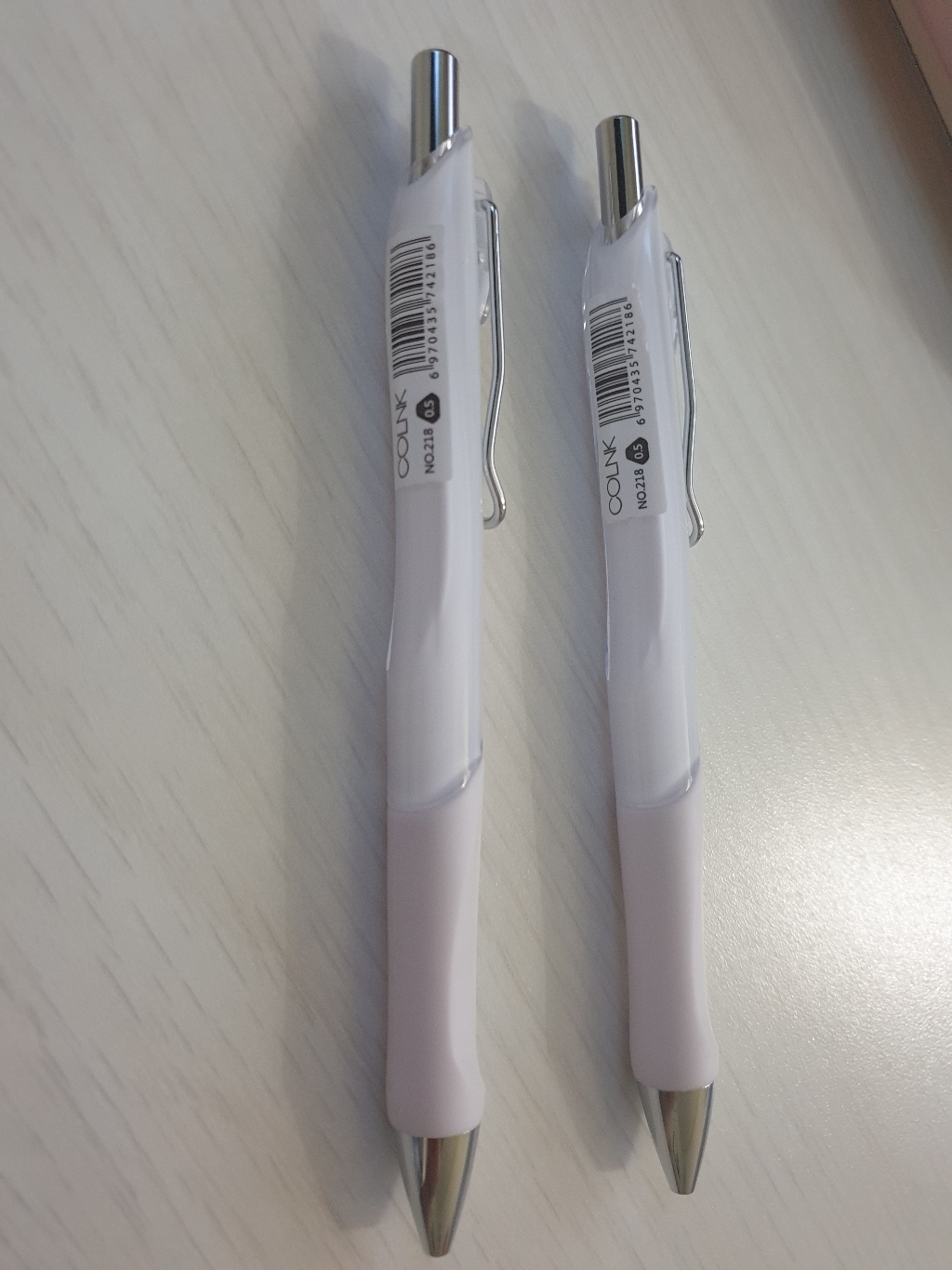 투코비 CONK 닥터그립 편한샤프 화이트 0