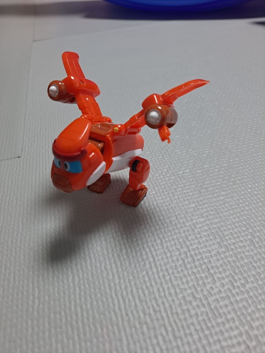 고고다이노 케루 변신 로봇